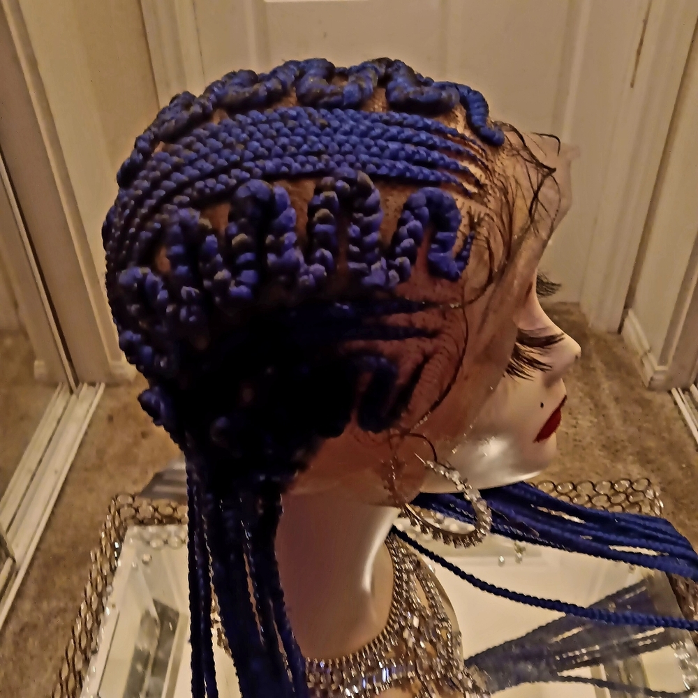 Wig - Picture 4 of 6